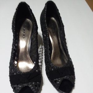 Bongo Breezy Black Woven Open Toe Heels 8.5M